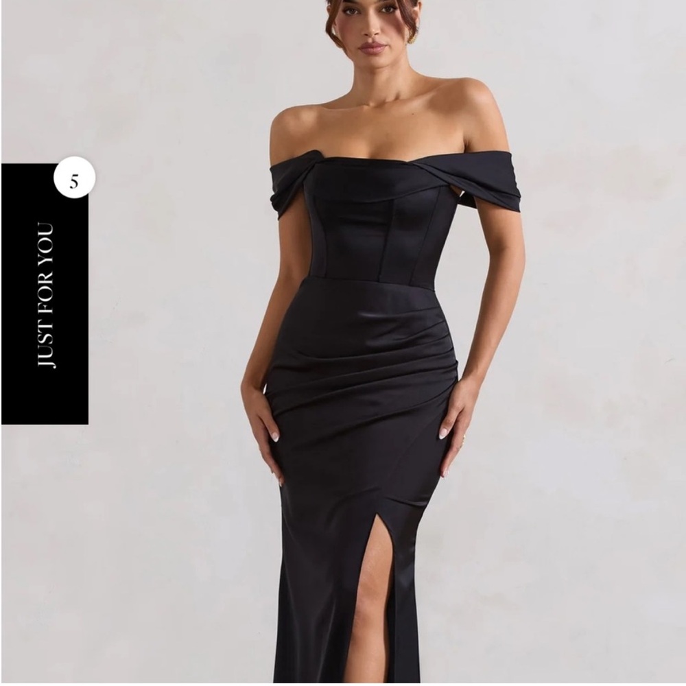 Off-Shoulder Black Maxi Dress with Front Slit